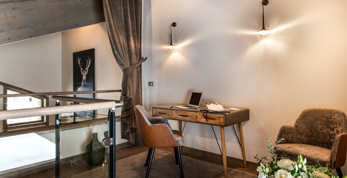 Chalet for rent in La Tania, Courchevel with 174 sqm,