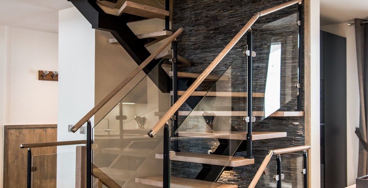 Chalet for rent in La Tania, Courchevel with 174 sqm,