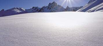 Luxury 5-Bedroom Ski Apartment in Heart of Courchevel 1850