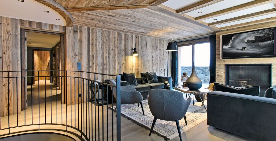 Une Évasion Alpine de Luxe avec une Terrasse Exceptionnelle
