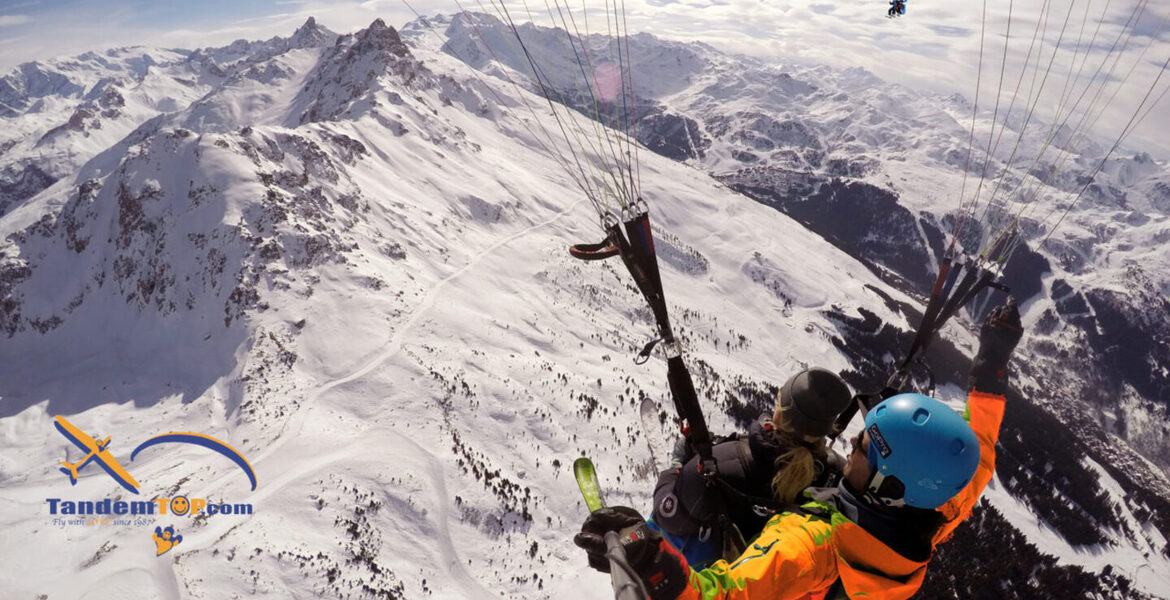 Paragliding in Meribel