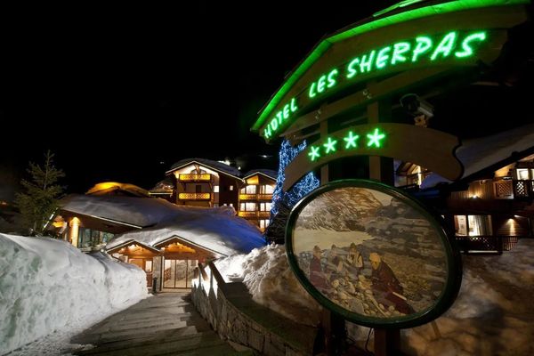 Отель Les Sherpas