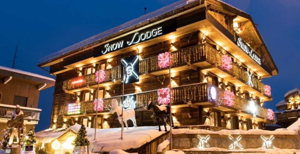 Snow Lodge Hotel