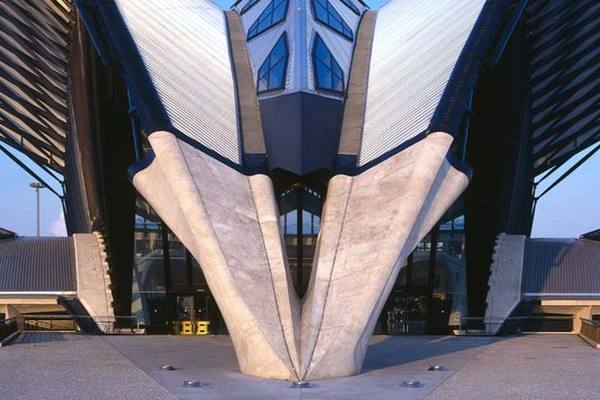 Aéroports de Lyon (LYS)