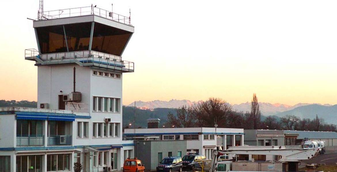 Aeropuerto de Chambéry (CMF)